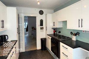 Photo 30- click for photo gallery